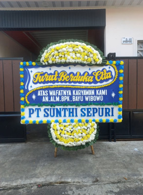 Papan Bunga Duka di Semarang Utara