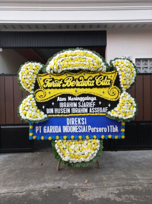 Papan Bunga Duka di Semarang Utara