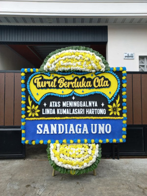 Papan Bunga Duka di Semarang Utara